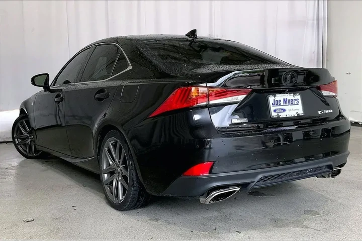 $24491 : Lexus IS 300 2020 4dr Sedan image 5
