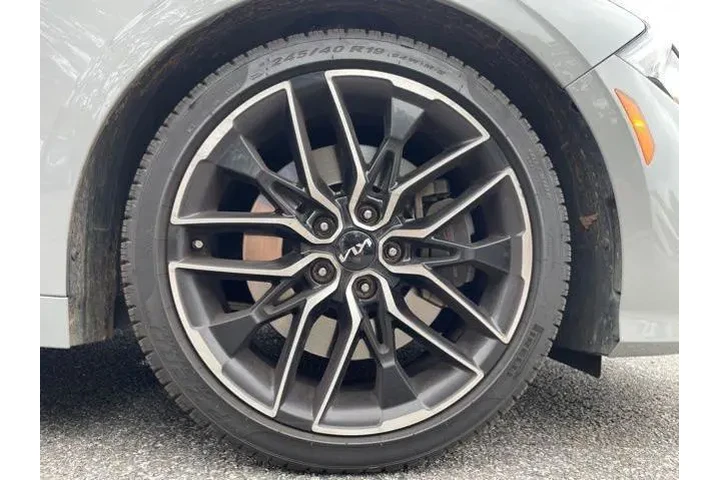 $28139 : Kia K5 2023 GT 4dr Sedan image 3
