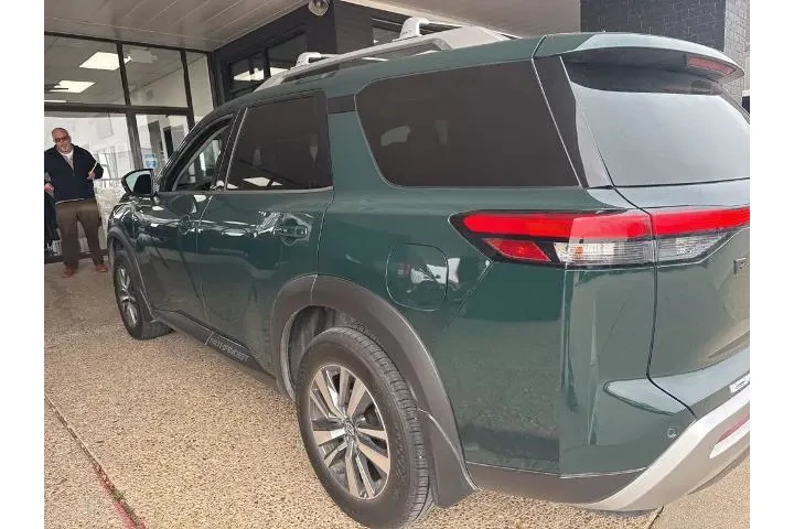 $30278 : Nissan Pathfinder 2024 SL 4d image 4