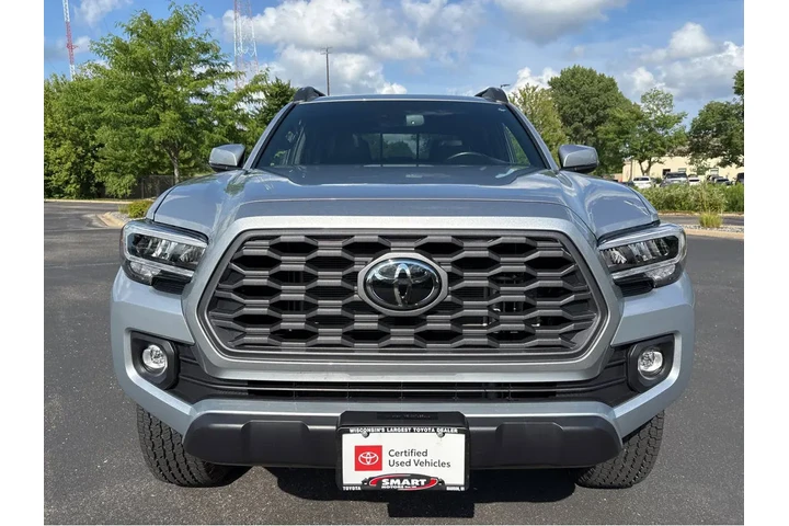 $41989 : Gold Certified2022 Tacoma TRD image 8