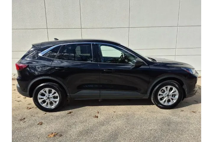 $23875 : Ford Escape 2024 AWD Active image 5