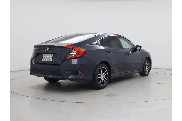 $13998 : Honda Civic 2016 LX 4dr Seda image 8
