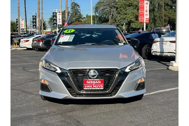 $20998 : Nissan Altima 2021 2.5 SR 4d image 8