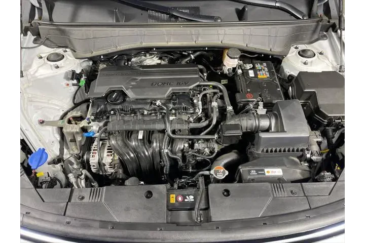 $24595 : Hyundai KONA 2025 AWD SEL 4d image 9
