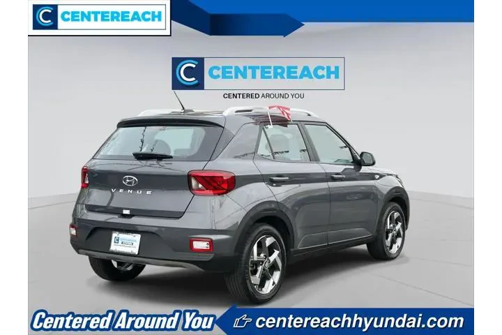 $18555 : Hyundai VENUE 2025 SEL 4dr C image 5