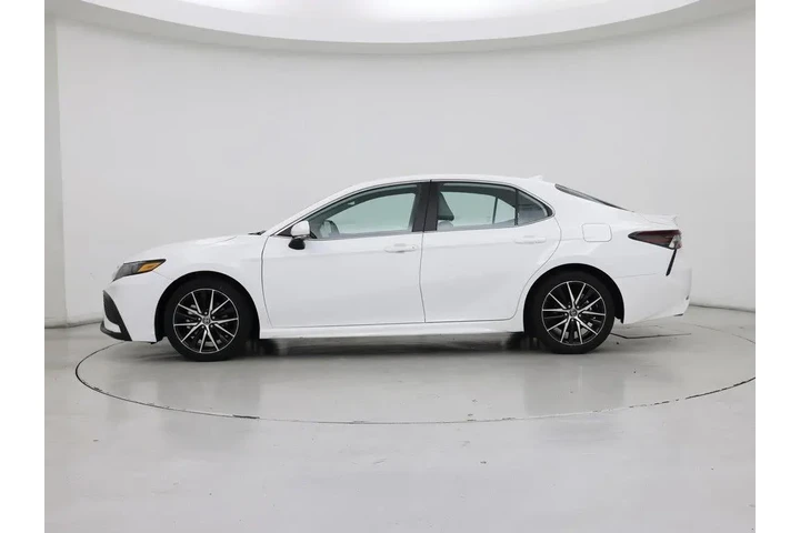 $30998 : Toyota Camry Hybrid 2023 SE image 3
