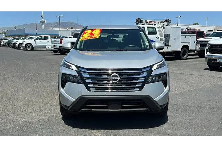 $24984 : Nissan Rogue 2024 AWD SV 4dr image 2