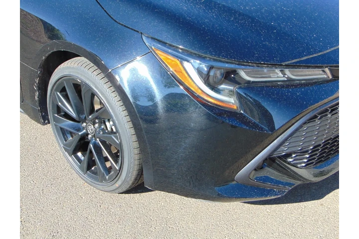 $23745 : 2021 Corolla Hatchback Nights image 2
