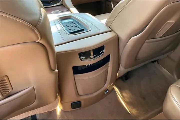 $24997 : Cadillac Escalade 2016 4X4 P image 10