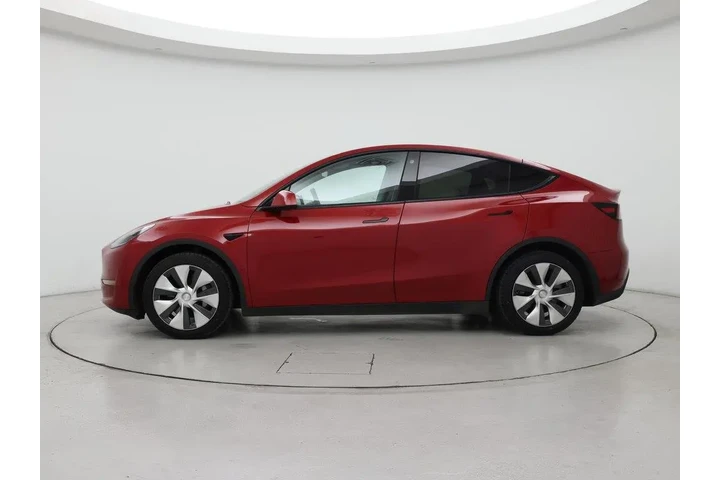 $27998 : Tesla Model Y 2022 AWD Long image 3