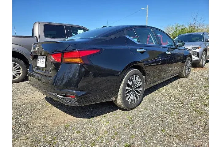 $21999 : Nissan Altima 2025 2.5 SV 4d image 4