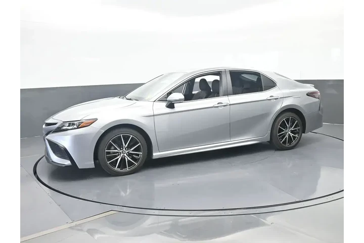 $22421 : Toyota Camry 2022 SE 4dr Sed image 2