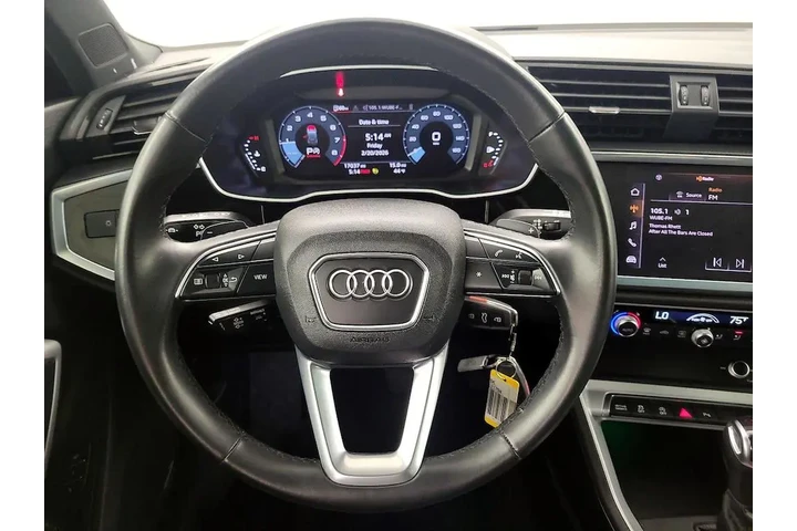 $29998 : Audi Q3 2022 AWD quattro S l image 10