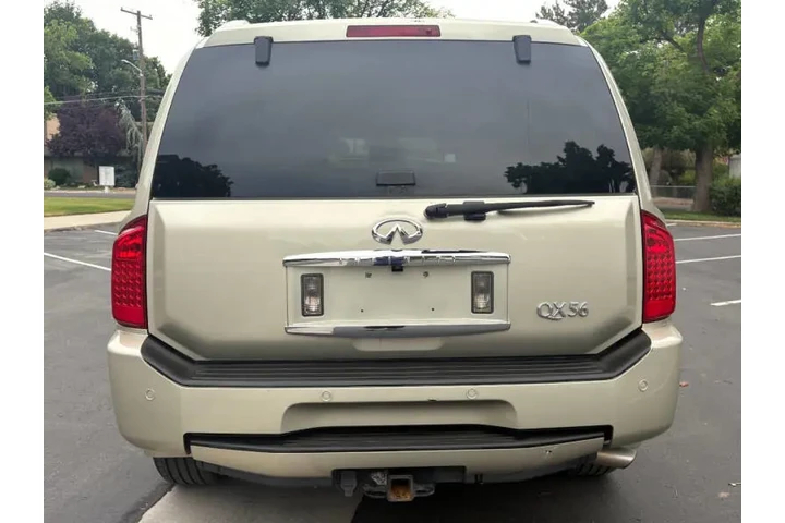 $3900 : 2008 QX56 image 9