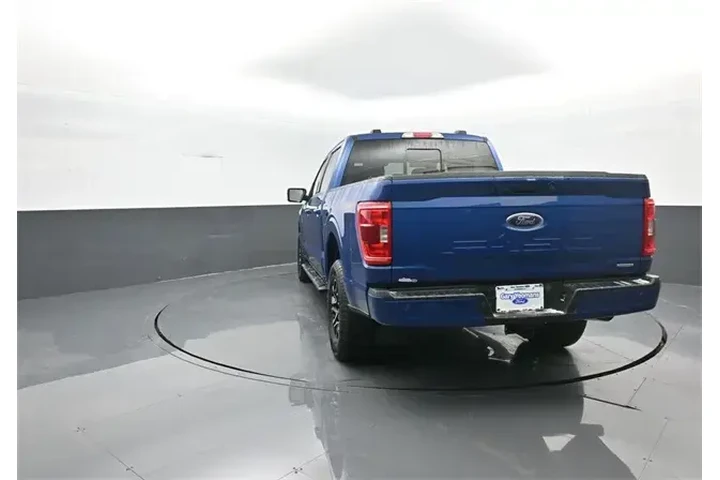 $39911 : Ford F-150 2023 4x4 XLT 4dr image 6