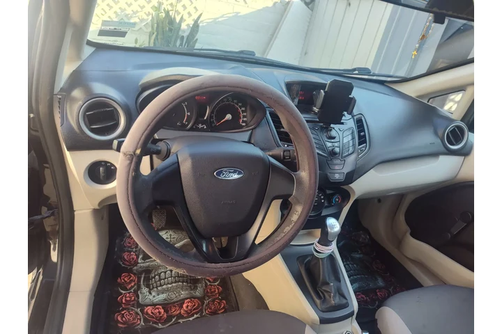 $3500 : FORD FIESTA 2012 image 5