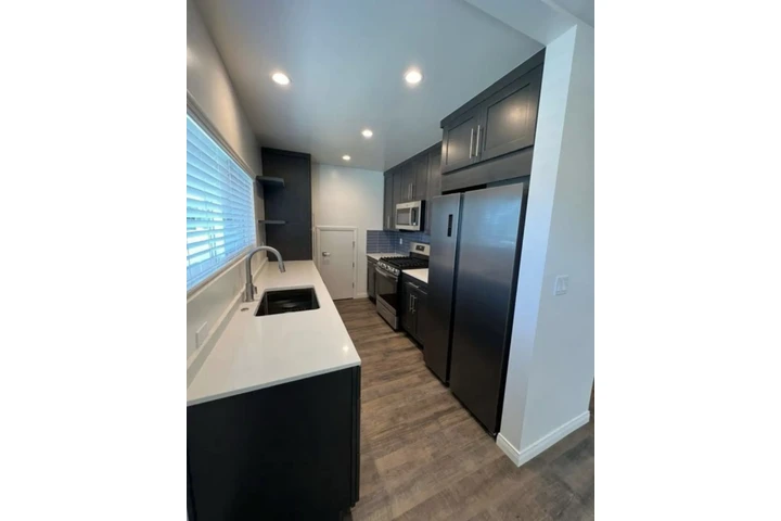 $1200 : RENOVADO APTO EN LOS ANGELES image 2