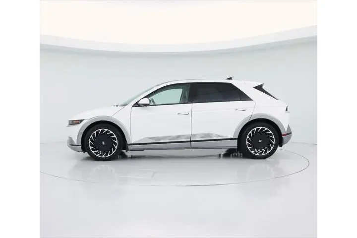 $29998 : Hyundai IONIQ 5 2023 AWD Lim image 3