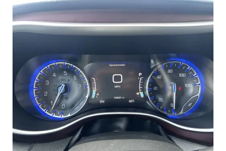 $12900 : 2020 Pacifica Touring L Plus image 6