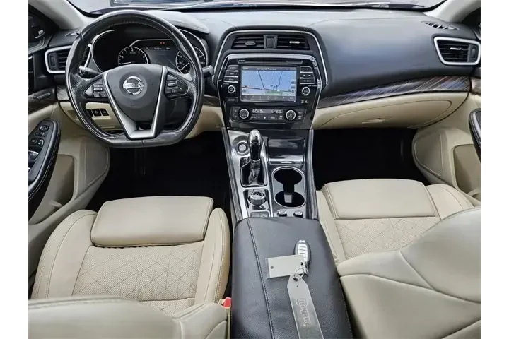 $16990 : Nissan Maxima 2018 Platinum image 8