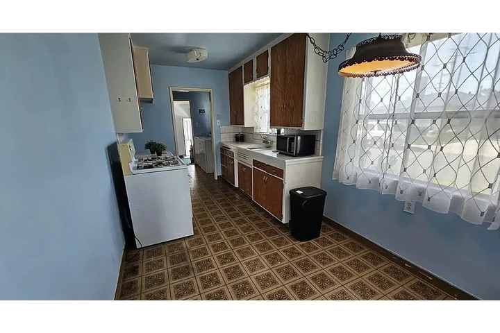 $2200 : ALL UTILITIES INCLUDED‼️S Gate image 2