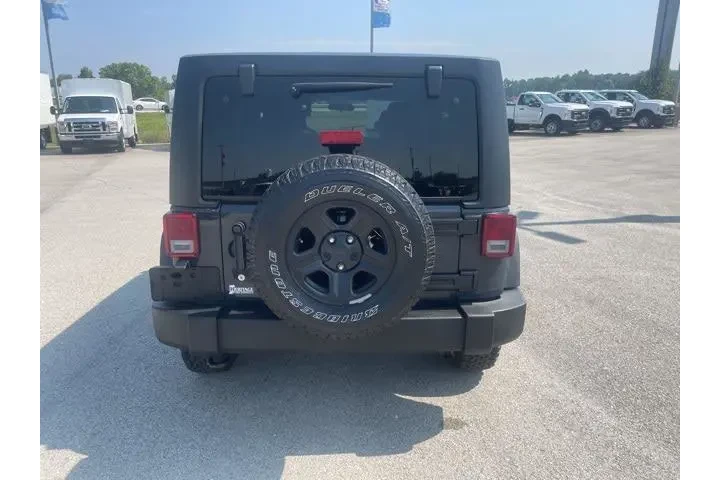 $17500 : Jeep Wrangler JK Unlimited 2 image 10
