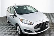 PRE-OWNED 2017 FORD FIESTA SE en Madison WV