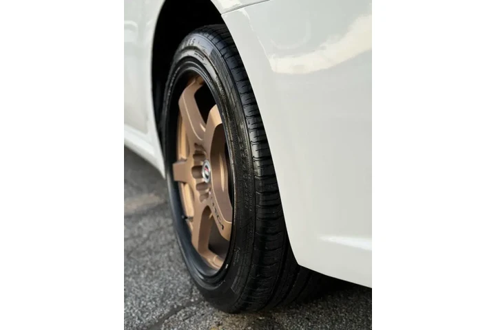2013 Avalon XLE Premium image 7