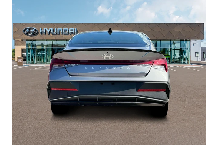 $23111 : Hyundai ELANTRA Hybrid 2025 image 6