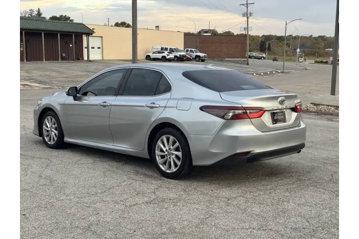 $15450 : 2021 Camry LE image 5