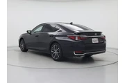 $35998 : Lexus ES 300h 2024 4dr Sedan thumbnail