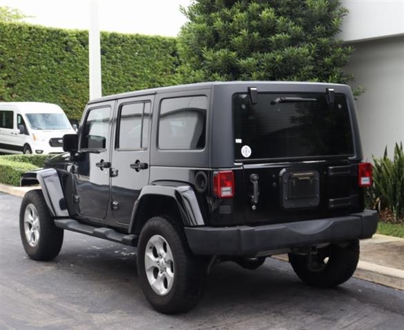 $17900 : Jeep Wrangler Unlimited Sport image 7