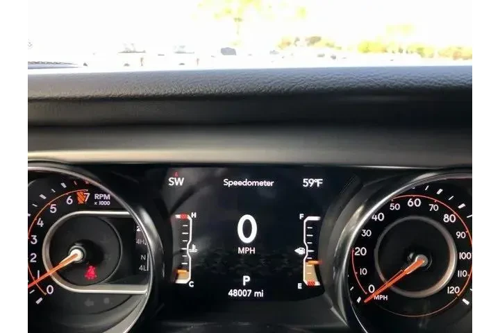 $29995 : Jeep Gladiator 2021 4x4 Free image 9