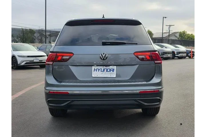 $22995 : Volkswagen Tiguan 2024 SE 4d image 6