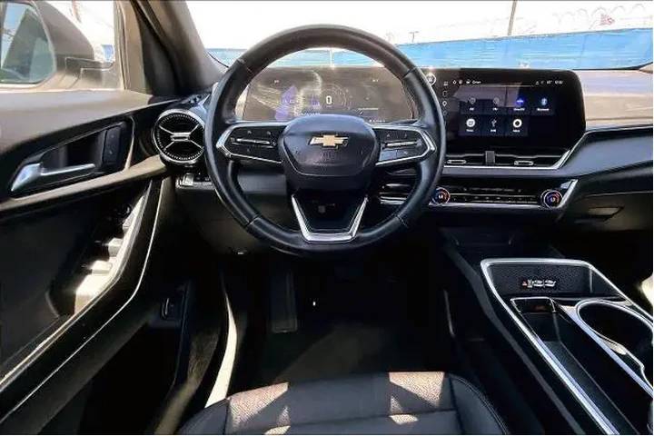 $27356 : Chevrolet Equinox 2025 LT 4d image 5
