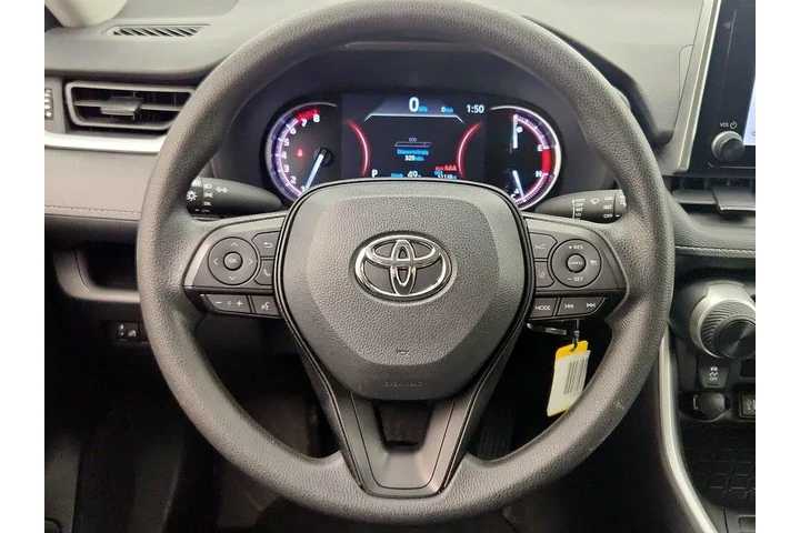 $25998 : Toyota RAV4 2024 AWD LE 4dr image 10