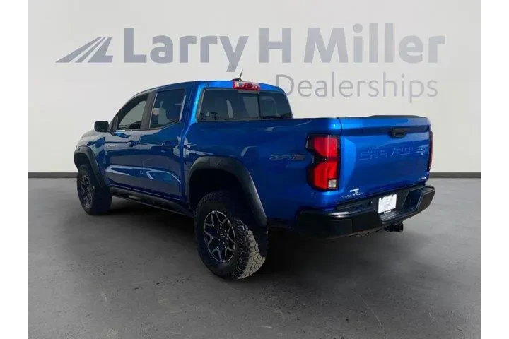 Chevrolet Colorado 2024 4x4 image 3