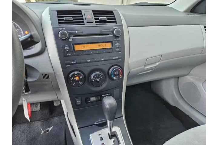 $7999 : 2010 Corolla LE image 9