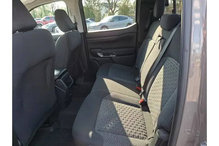 $39898 : Ford Ranger 2025 4x4 XLT 4dr image 10