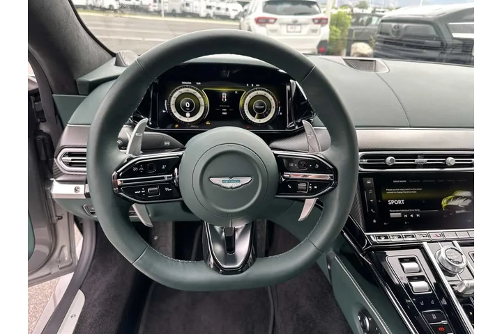 $219995 : 2025 Vantage image 1