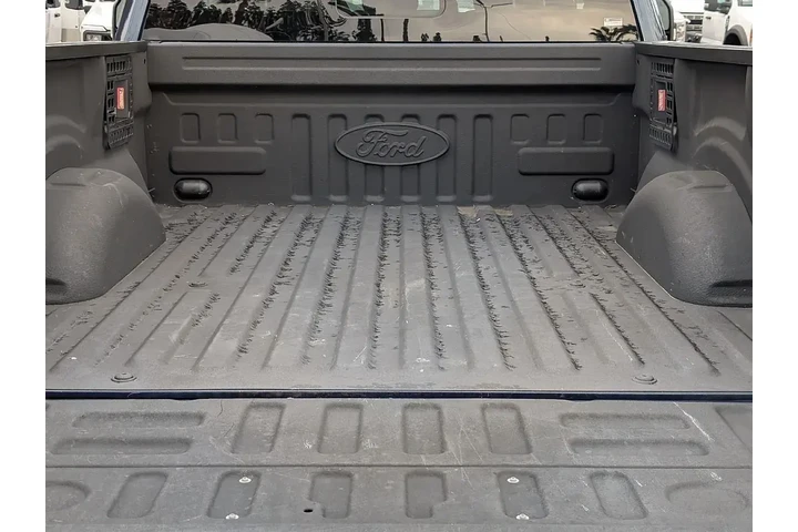 $39998 : Ford F-150 2020 4x4 Lariat 4 image 8