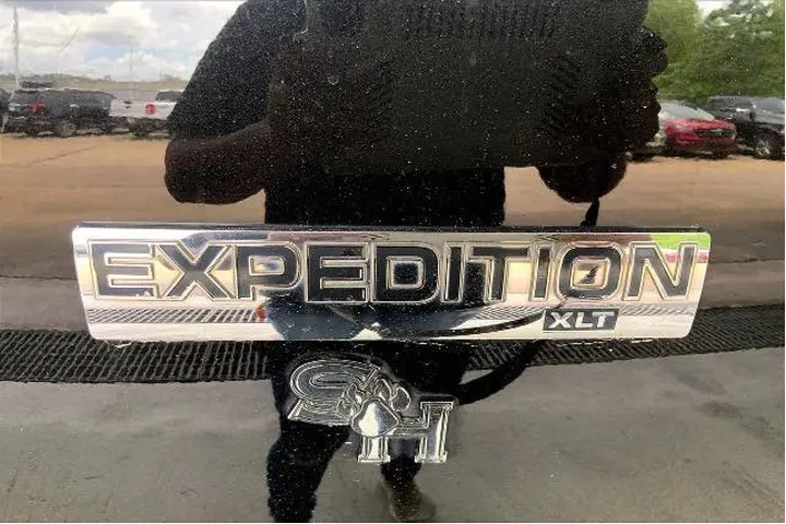 $13961 : Ford Expedition 2013 4x2 Kin image 9