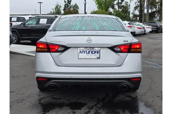 $18897 : Nissan Altima 2021 2.5 SR 4d image 6