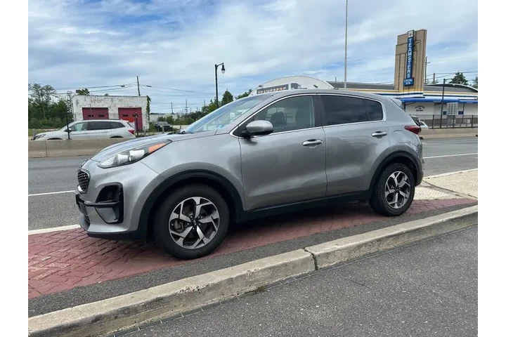 $12495 : 2020 Sportage LX image 8