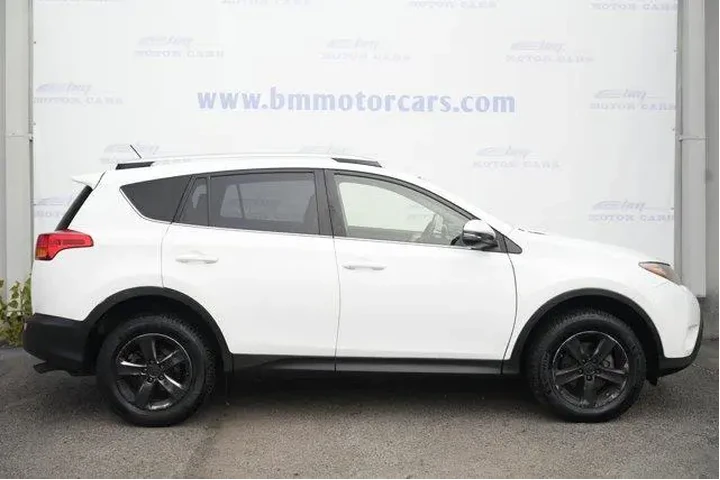 $14900 : Toyota RAV4 2015 AWD XLE 4dr image 7
