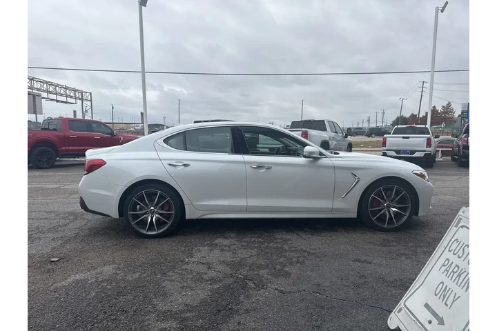$28546 : Genesis G70 2021 AWD 3.3T 4d image 4