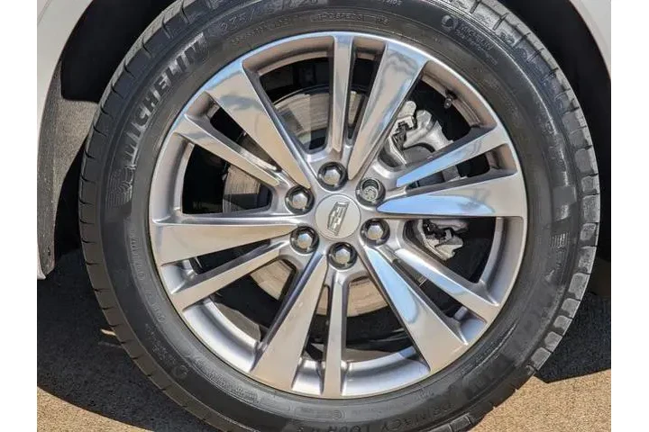 $37359 : Cadillac XT6 2023 Premium Lu image 10