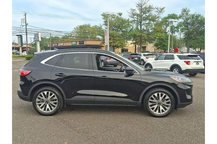 $27197 : Ford Escape 2022 AWD Titaniu image 7