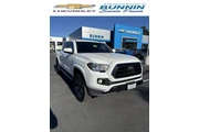 Toyota Tacoma 2021 4x2 SR5 4 en Ventura