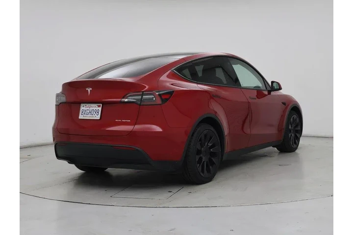 $29998 : Tesla Model Y 2021 AWD Long image 8